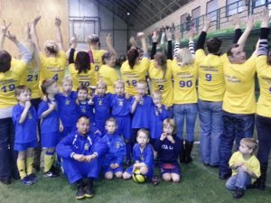 Mazie futbolisti nova gūst labus rezultātus Salaspils ziemas kausā