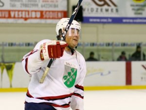„Siguldas” hokejisti negaidīti pārspēj Valmieras „Infleksu”