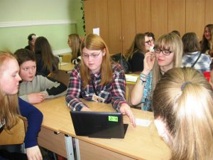 Siguldas pilsētas vidusskolā viesojas igauņi un lietuvieši