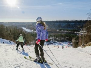Siguldas slēpošanas trases šajā nedēļas nogalē gatavas uzņemt slēpotājus  