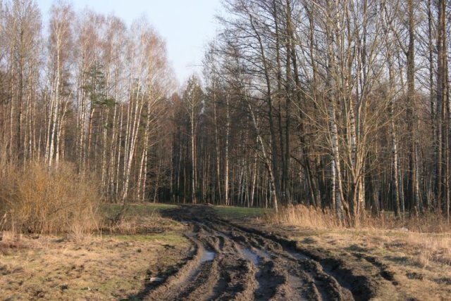 Aizliegta smagā transporta kustība pa pašvaldības ceļiem