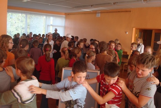 3.pamatskolā viesojās Veselības bruņinieki