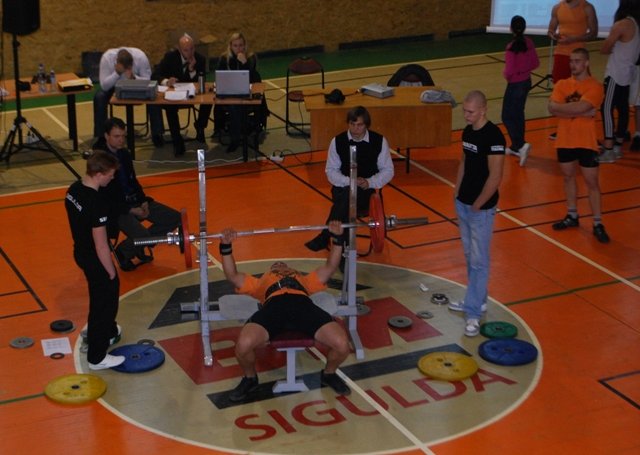 Siguldas Kauss 2010 spiešanā guļus uz atkārtojumu skaitu