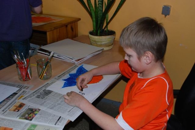 Jaunie sportisti „uzzīmējuši basketbolu”