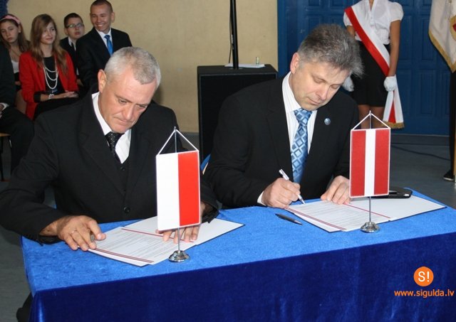 Siguldas novada pašvaldība paraksta sadraudzības līgumu ar Polijas pašvaldību