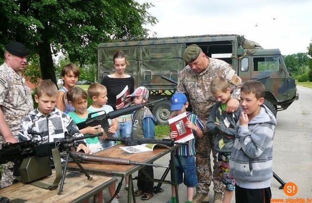Allažos Nacionālie bruņotie spēki  demonstrēs bruņojumu un tehniku