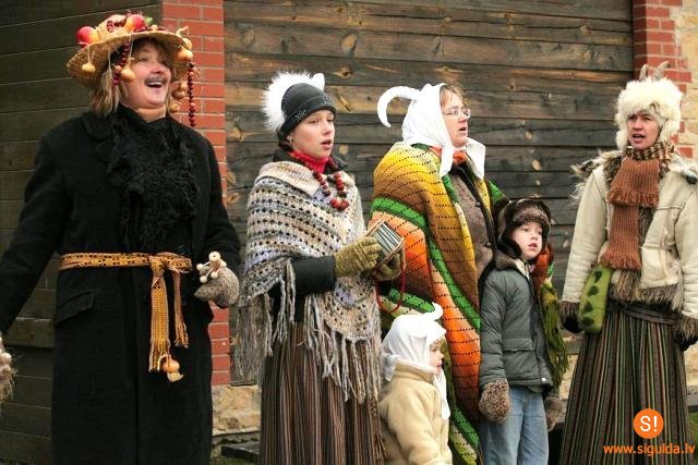 Kad rudens un ziema tiekas – Mārtiņdiena Turaidā klāt!