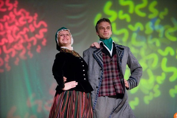 Aicina pievienoties vidējās paaudzes tautas deju kolektīvam