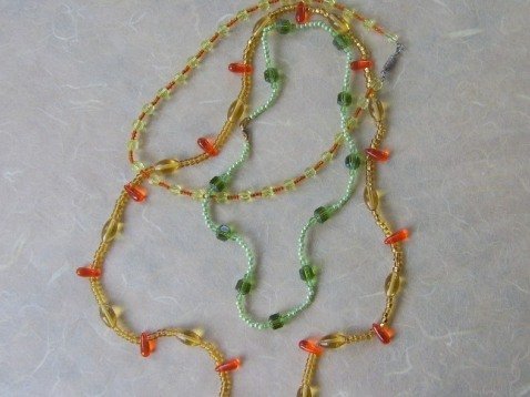 Pērlīšu mākslas pulciņa darbu izstāde Siguldas novada bibliotēkā