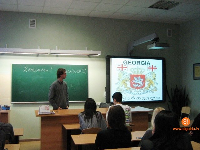 Neparasto valodu diena Siguldas pilsētas vidusskolā