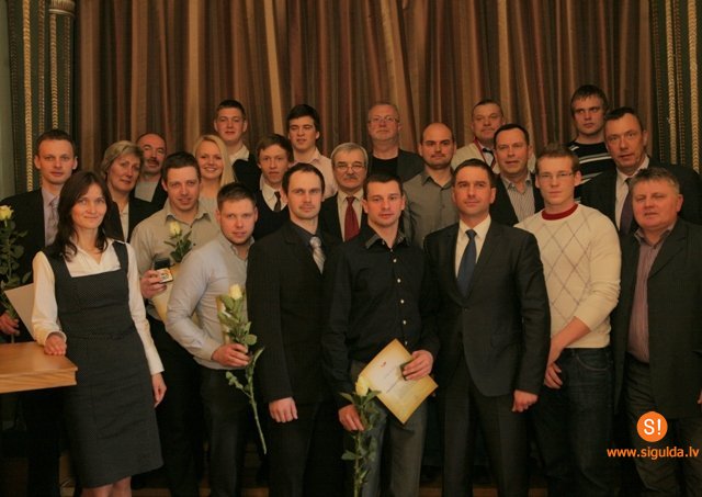 Domes priekšsēdētājs sveic Siguldas novada sportistus un trenerus