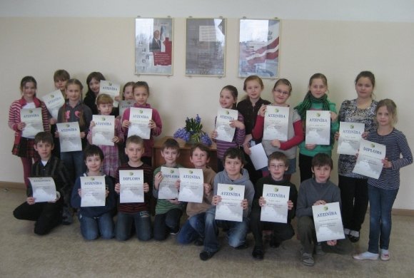 Noskaidroti sākumskolas klašu labākie daiļrunātāji