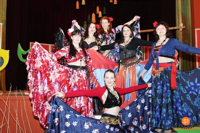 Siguldas dejotāji uzstājas Ērgļos