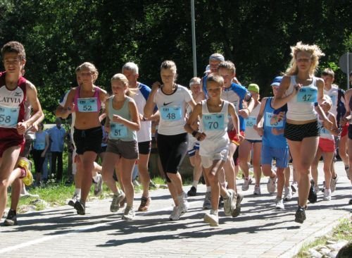 Notiks tradicionālais „Asics Siguldas Divu tiltu skrējiens 2012”