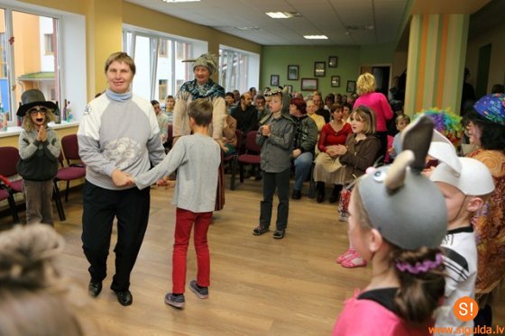 Mārtiņbērni  viesojas Allažu sociālajā aprūpes centrā