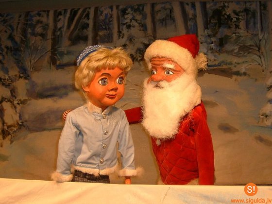 Aicina pieteikt bērnus Ziemassvētku eglīšu programmām