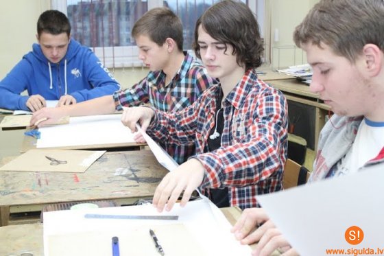 Radošo olimpiāžu diena Siguldas Valsts ģimnāzijā (VIDEO)