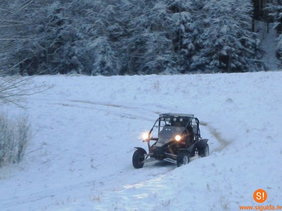 Morē izveidota bagiju trase