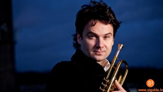 Siguldā uzstāsies Andris Ābelīte un Sonora Vaice