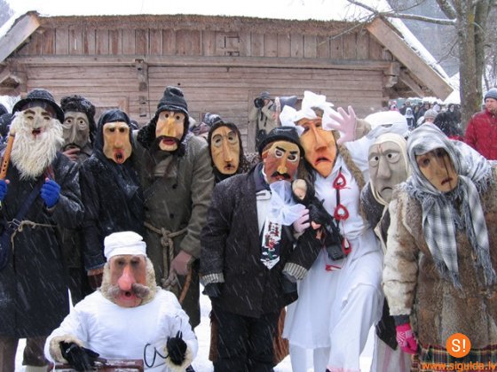 Darini masku un piedalies Ziemas karnevālā