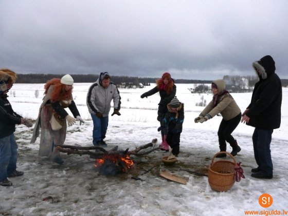 Meteņdiena Allažos, Ābelītes kalnā