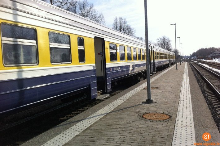 Atsāksies remontdarbi uz dzelzceļa perona; mainīta iekāpšanas/izkāpšanas kārtība