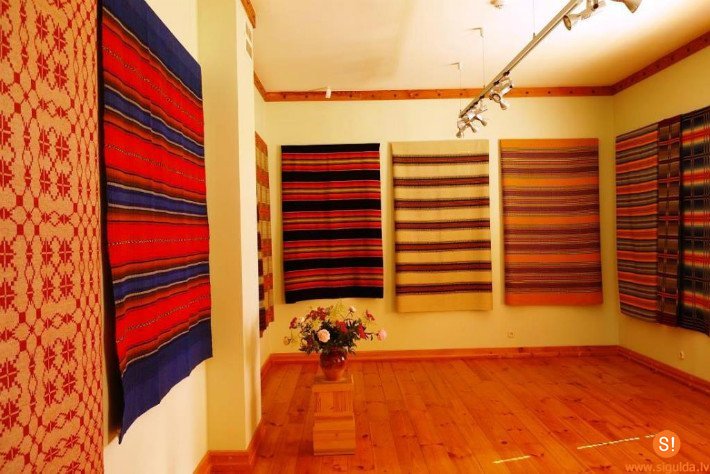 Turaidā apskatāma Latvijas novadu segu izstāde