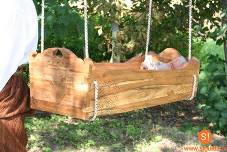 Allažos folkloriste stāstīs par Latviskiem godiem – krustabām