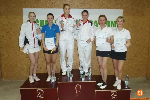 Novadniekiem labi panākumi badmintona sacensībās