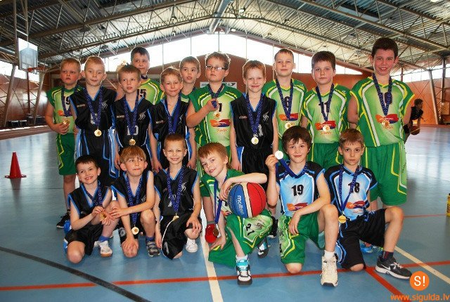 Jaunie basketbolisti Limbažos