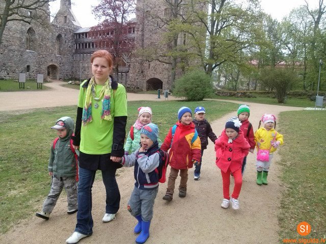 Bērnudārza „Ieviņa” bērni dodas pavasara pārgājienā