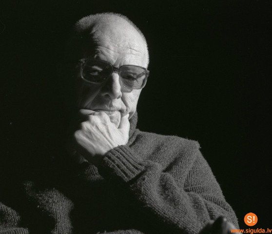 Izstādes „Krodera teātris” atklāšana ar teātra performanci