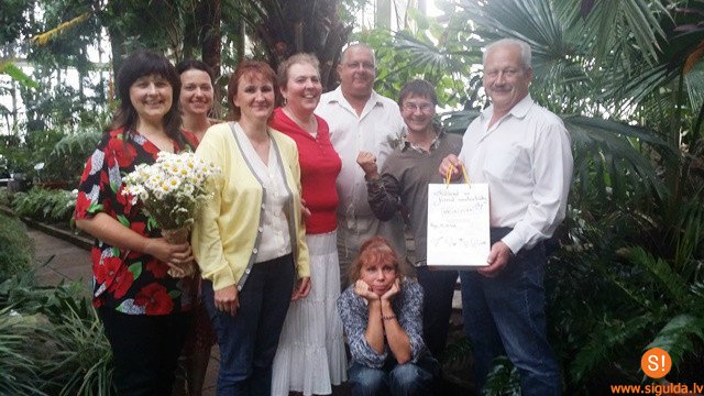 Mores amatierteātris uzstājas Rīgā un Jercēnos