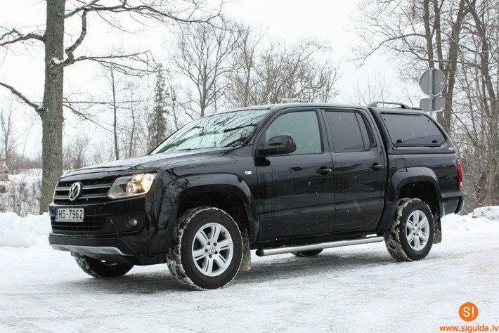 Paziņojums par kustamās mantas izsoli — automašīnu Volkswagen Amarok