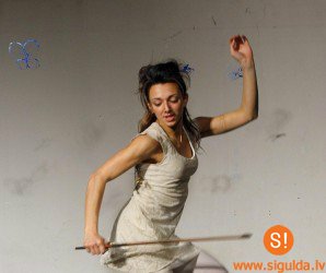 Iespēja apmeklēt modernā baleta deju nodarbības pieaugušajiem