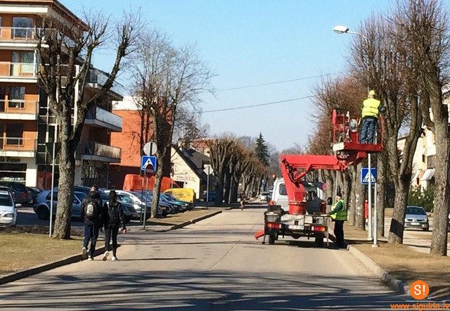 Pils ielā notiks gaismu virteņu demontāža, iespējami satiksmes traucējumi