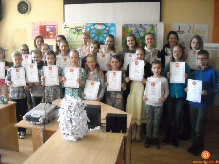 Noslēdzies eseju konkurss angļu valodā