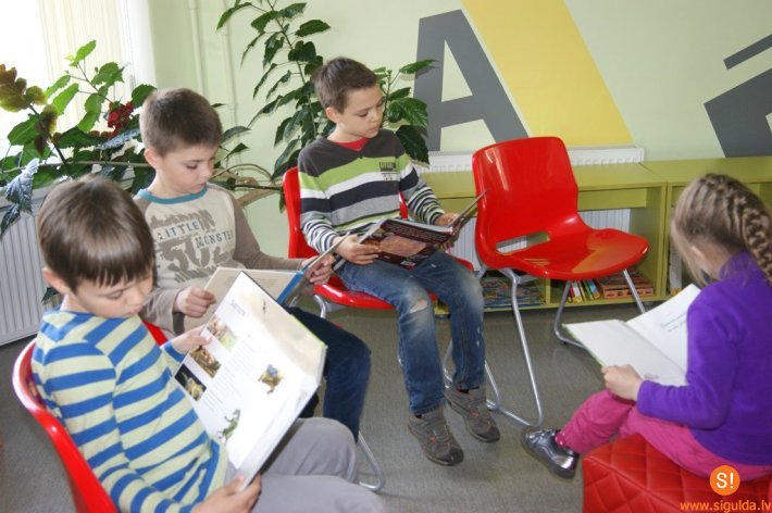 Lasītveicināšanas aktivitātes Siguldas novada bibliotēkā