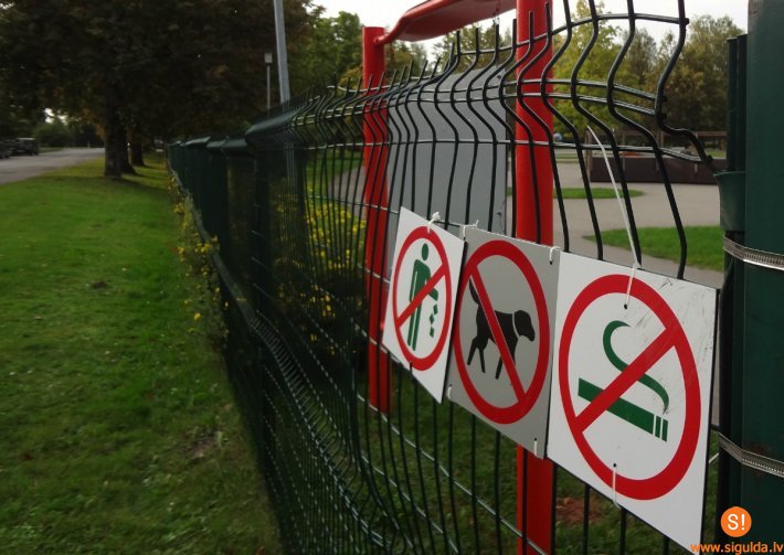 Siguldā demolē publiskās atpūtas vietas un infrastruktūru