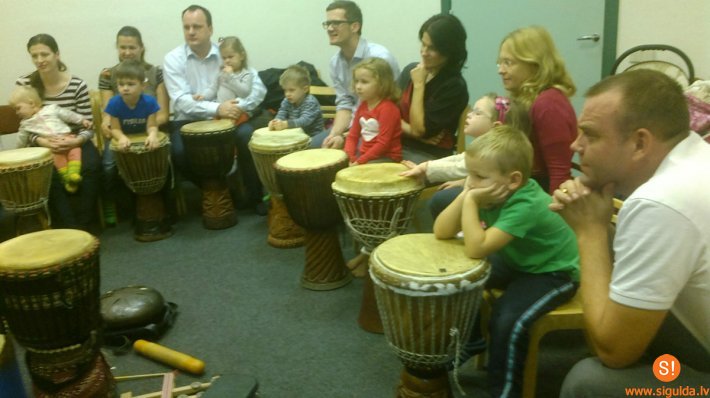 Lienes Circenes Radošā mākslu studija uzņem jaunus dalībniekus