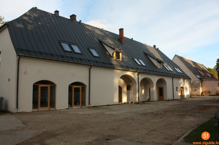 Pašvaldība izsludina nomas tiesību izsoli amatniekiem nekustamajā īpašumā Pils ielā 16, Siguldā