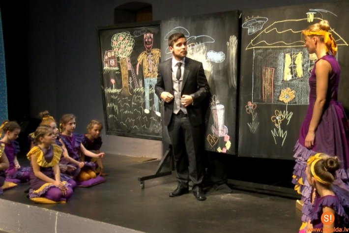 Koncertzālē „Baltais flīģelis” viesosies zīmējumu opera „Dāsnumātika”