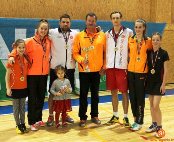 Siguldiešiem labākā badmintona komanda Latvijā