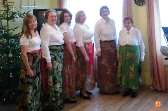 Vokālā ansambļa „Ceriņi” labdarības koncerti gadu mijā