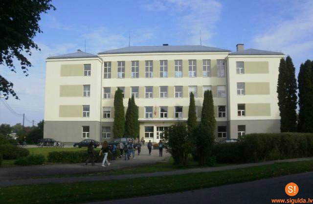 Siguldas pilsētas vidusskola saņem “Microsoft” inovatīvās skolas statusu