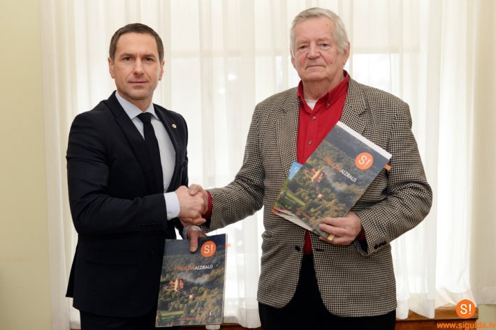 Parakstīts līgums par XXIV Starptautisko Siguldas Opermūzikas svētku rīkošanu