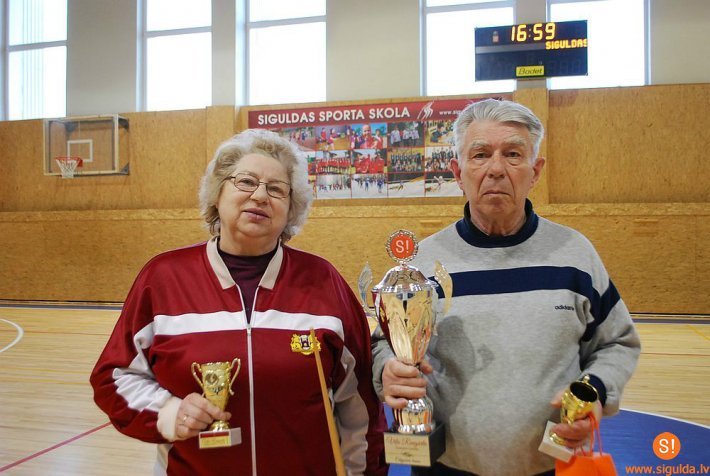 Aizvadīts Viļa Rengarta piemiņas turnīrs novusā