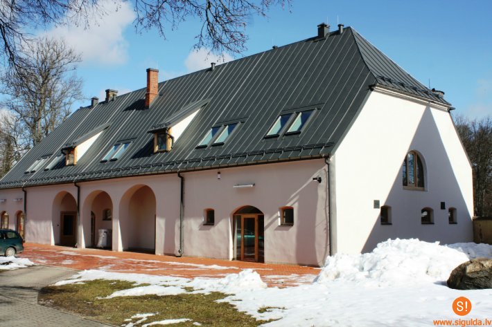 Siguldas pils kompleksā atklās amatnieku darbnīcas