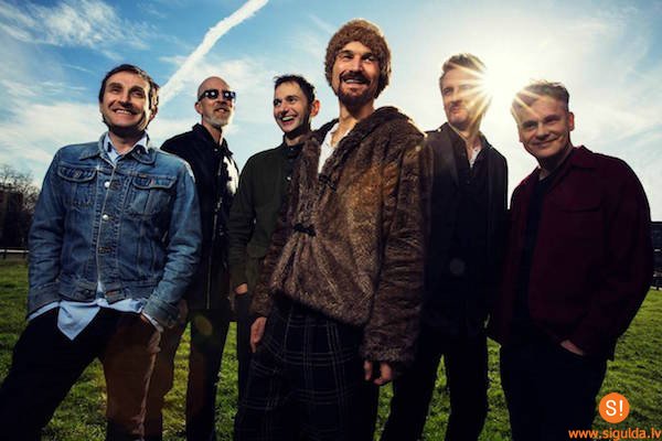 Šovasar Siguldā uzstāsies alternatīvā roka grupa “James” un dziesminieks Demjens Raiss
