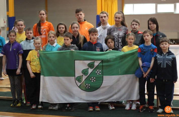 Siguldas badmintonisti triumfē Latvijas čempionātā jauniešiem